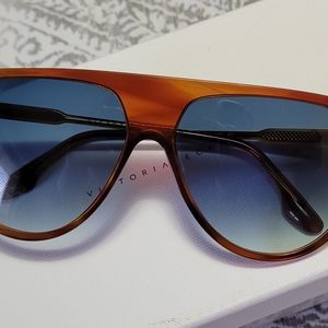 Victoria Beckham Flat top Aviator Sunglasses